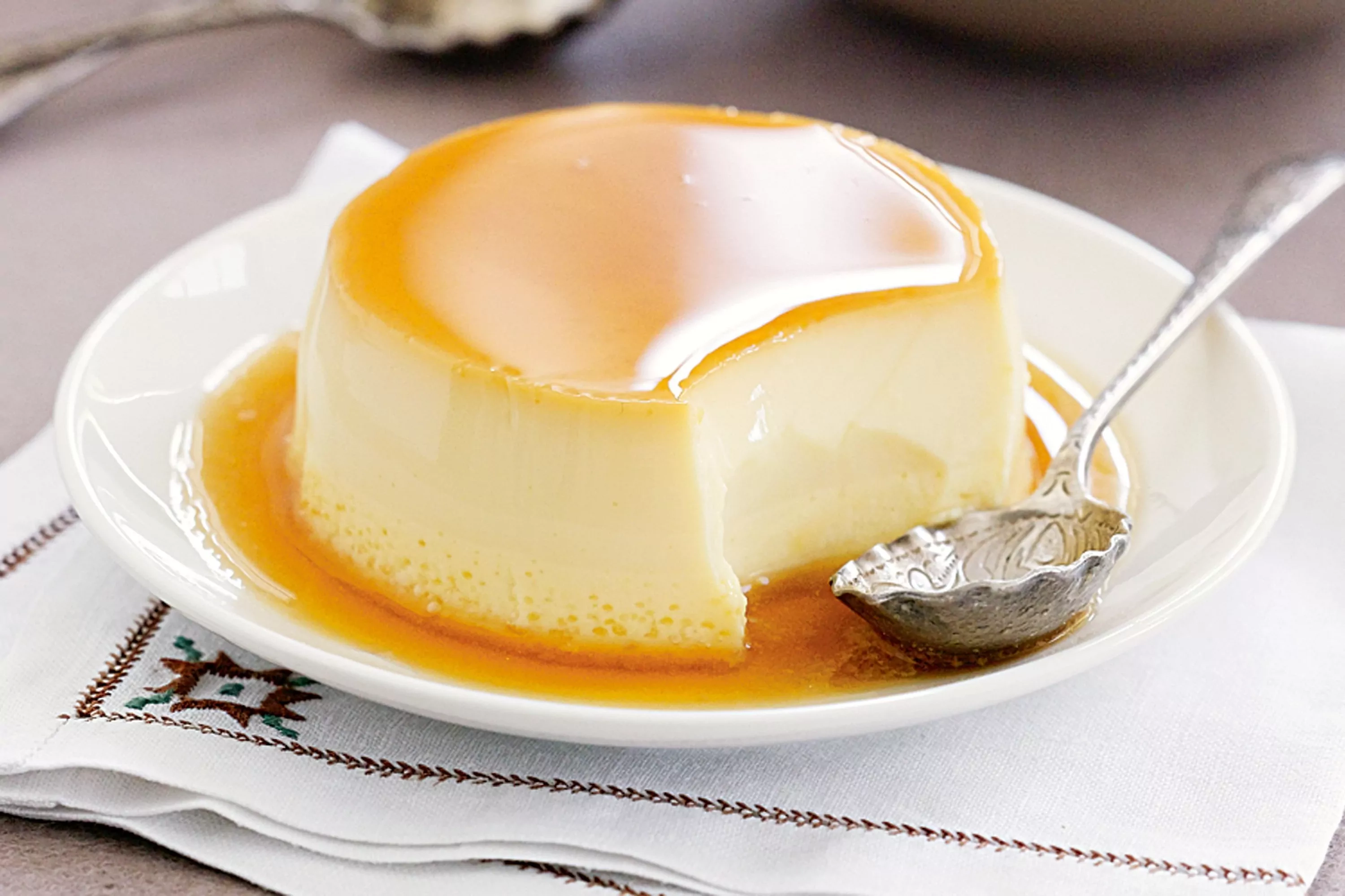 Crème caramel - postre de vainilla con caramelo