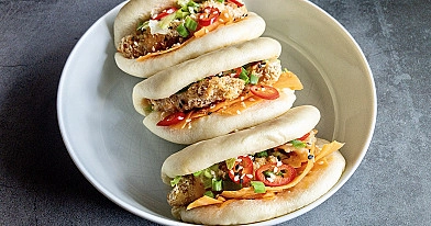 Bao buns con pollo crujiente